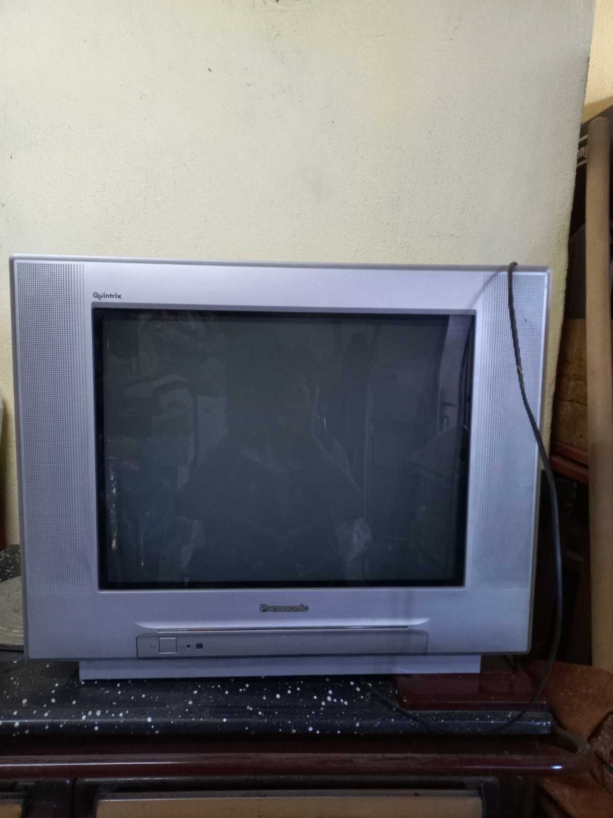 Телевизор Панасоник