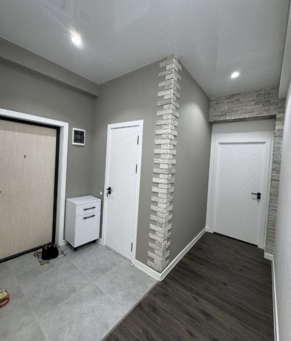 Yunusobod tumanida kv bor sheriklikka oilaga yoki studentlarga berilad