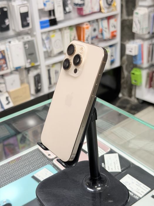 Apple iPhone 16 Pro 256GB Desert Titanium