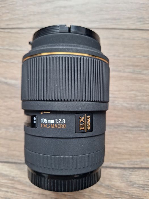 Sigma 105mm f2.8 montura Canon