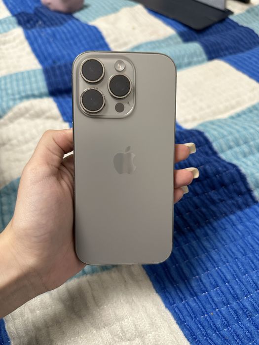 Продам айфон 16 про