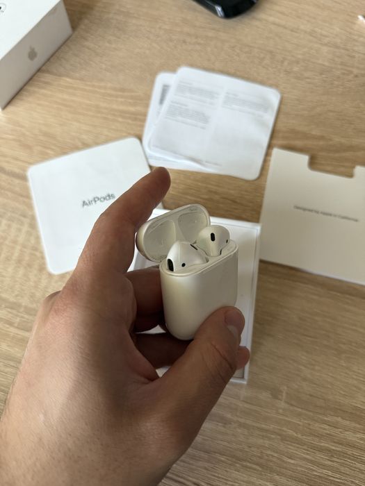 Слушалки Airpods