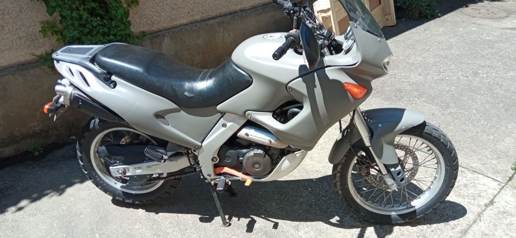 Aprilia pegaso 650 ie injecție