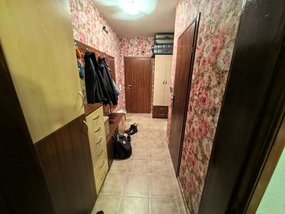 Дава се под наем Тристаен апартамент в София, Център - 100 кв.м за 990 € - Снимка #7