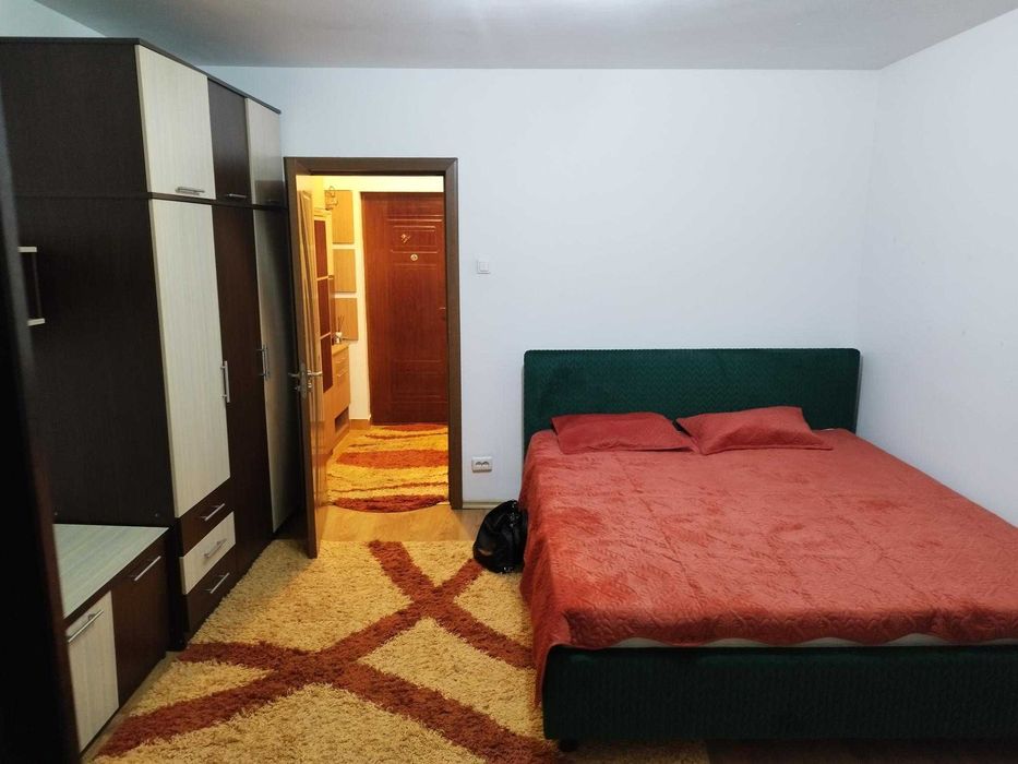 Inchiriez garsoniera 35 mp, Complex Vechi , Brazada lui Novac