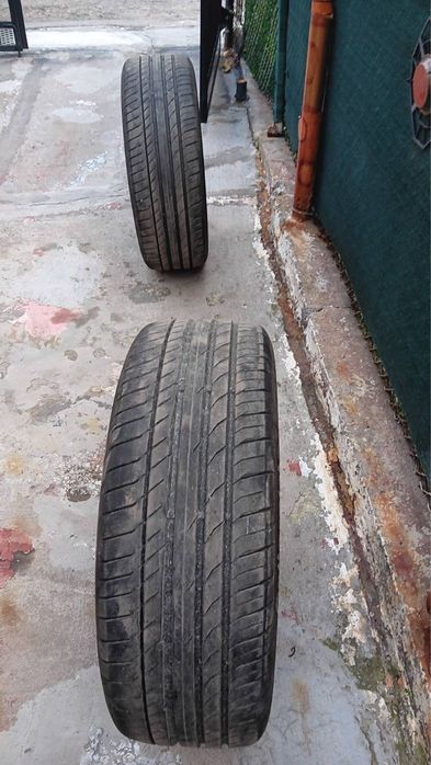 Летни гуми  Continental - 235/55/19. Карани два сезона, много запазени