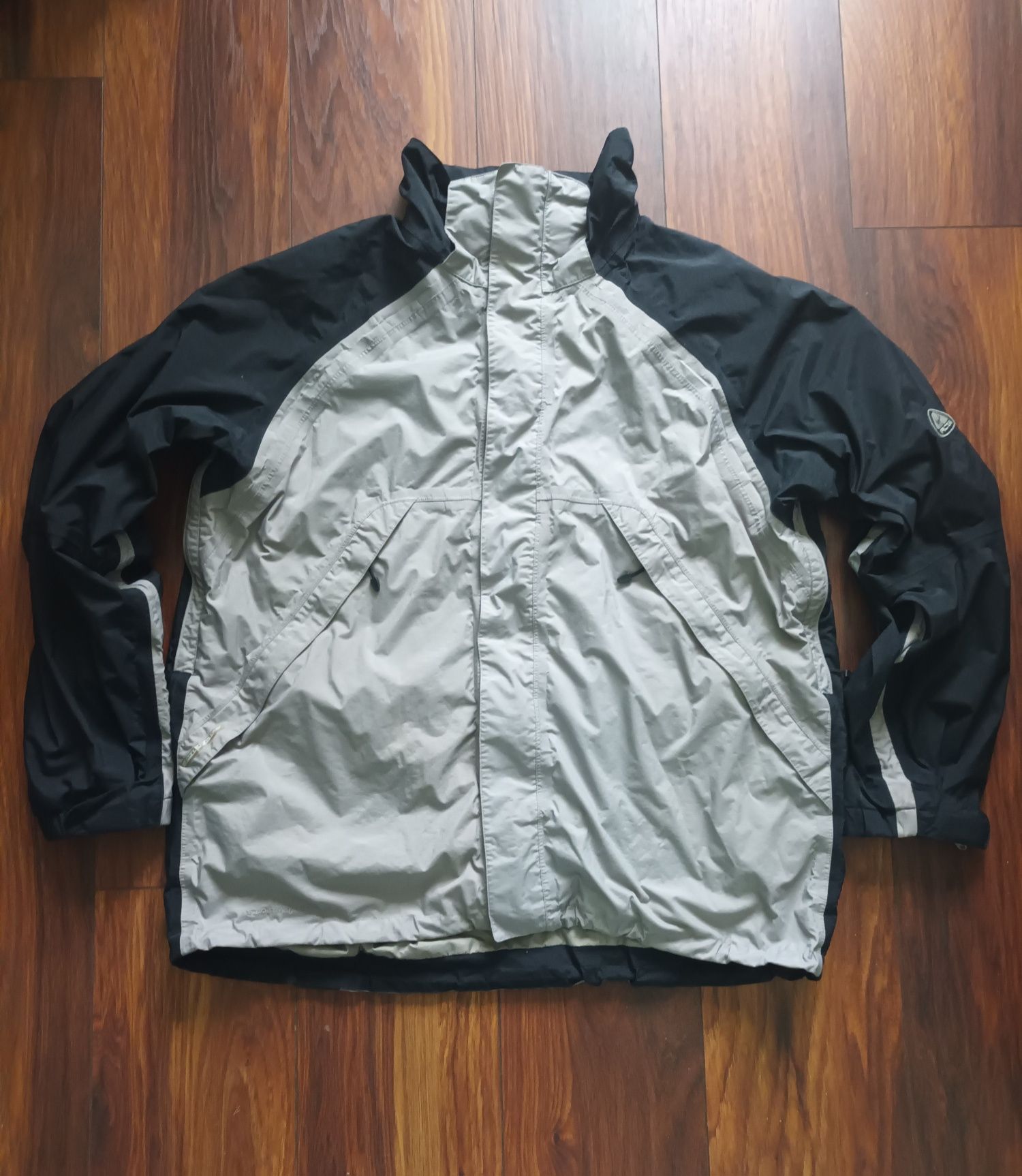 Nike gore-tex яке