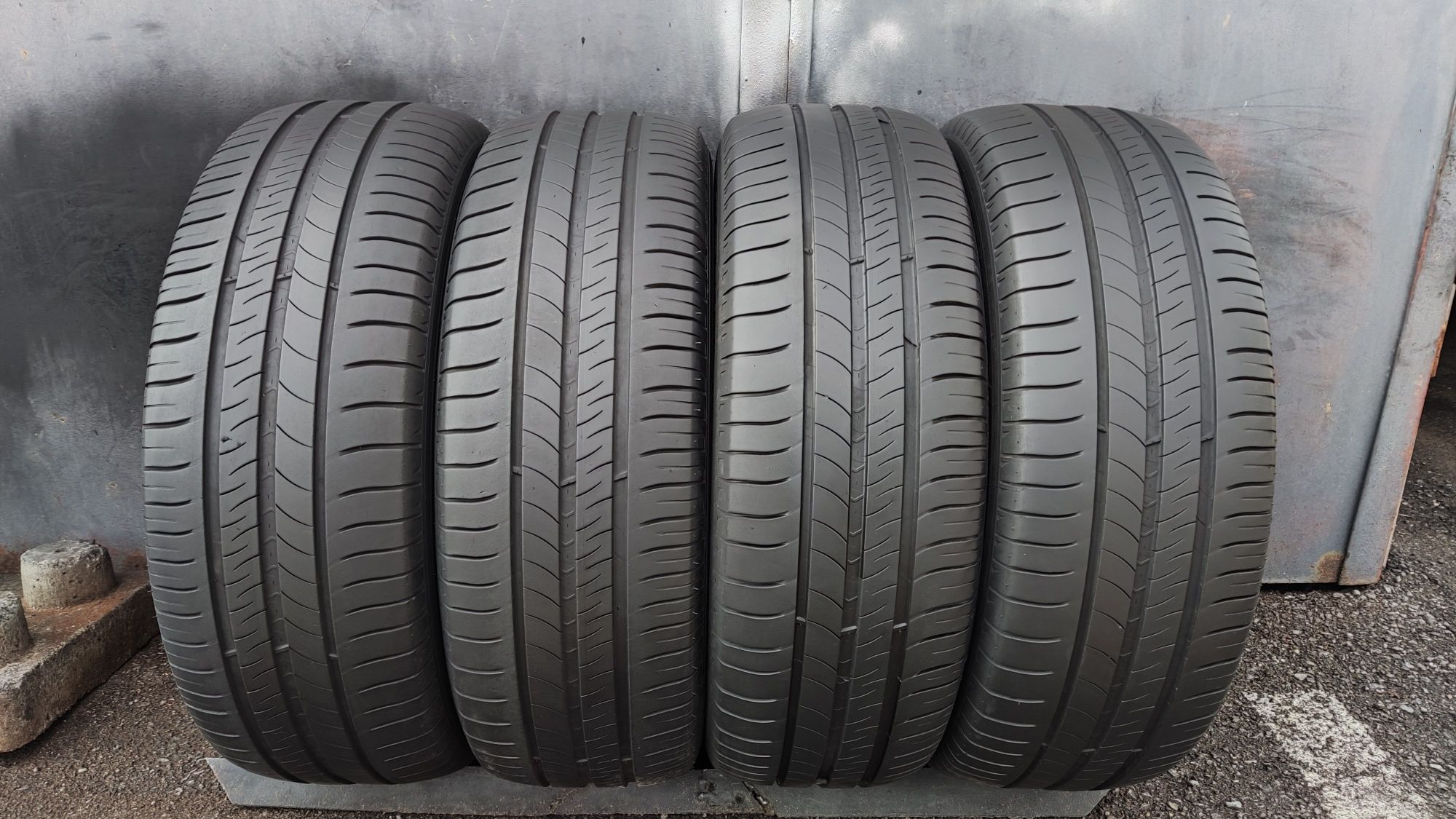 4бр. летни гуми 205/60/16 Michelin Energy Saver+  dot21
dot21
6.5mm