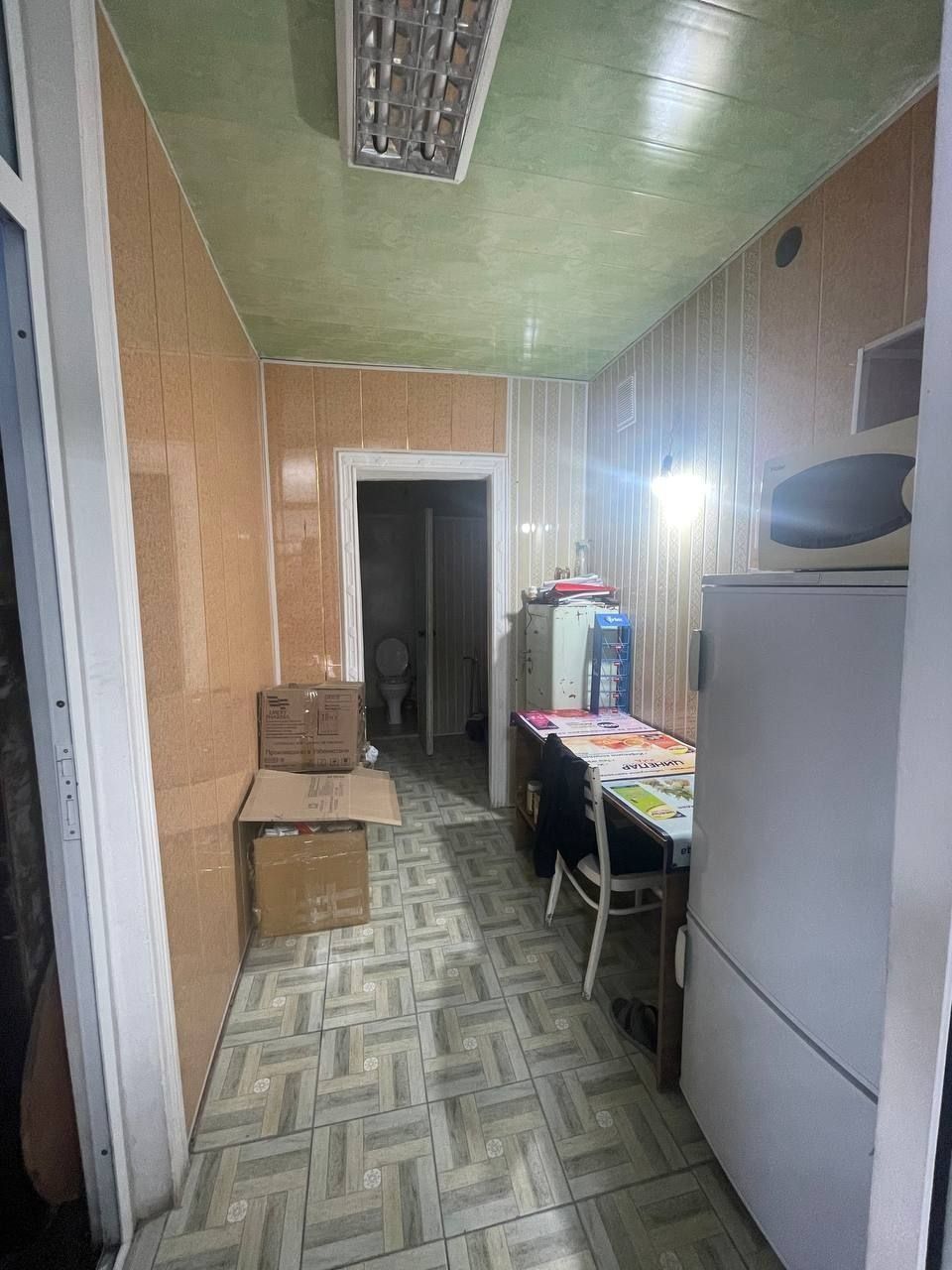 Продается магазин -Аптека.Общей площадью 
50м² (в Кадастре -36м²)
Ор: