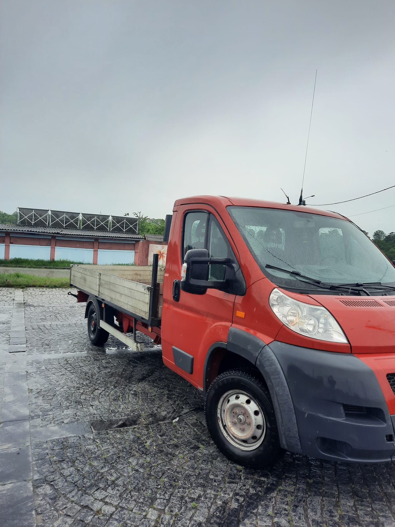 Vând Peugeot Boxer