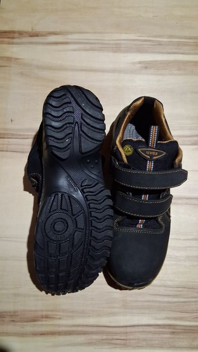 Încălțăminte Uvex