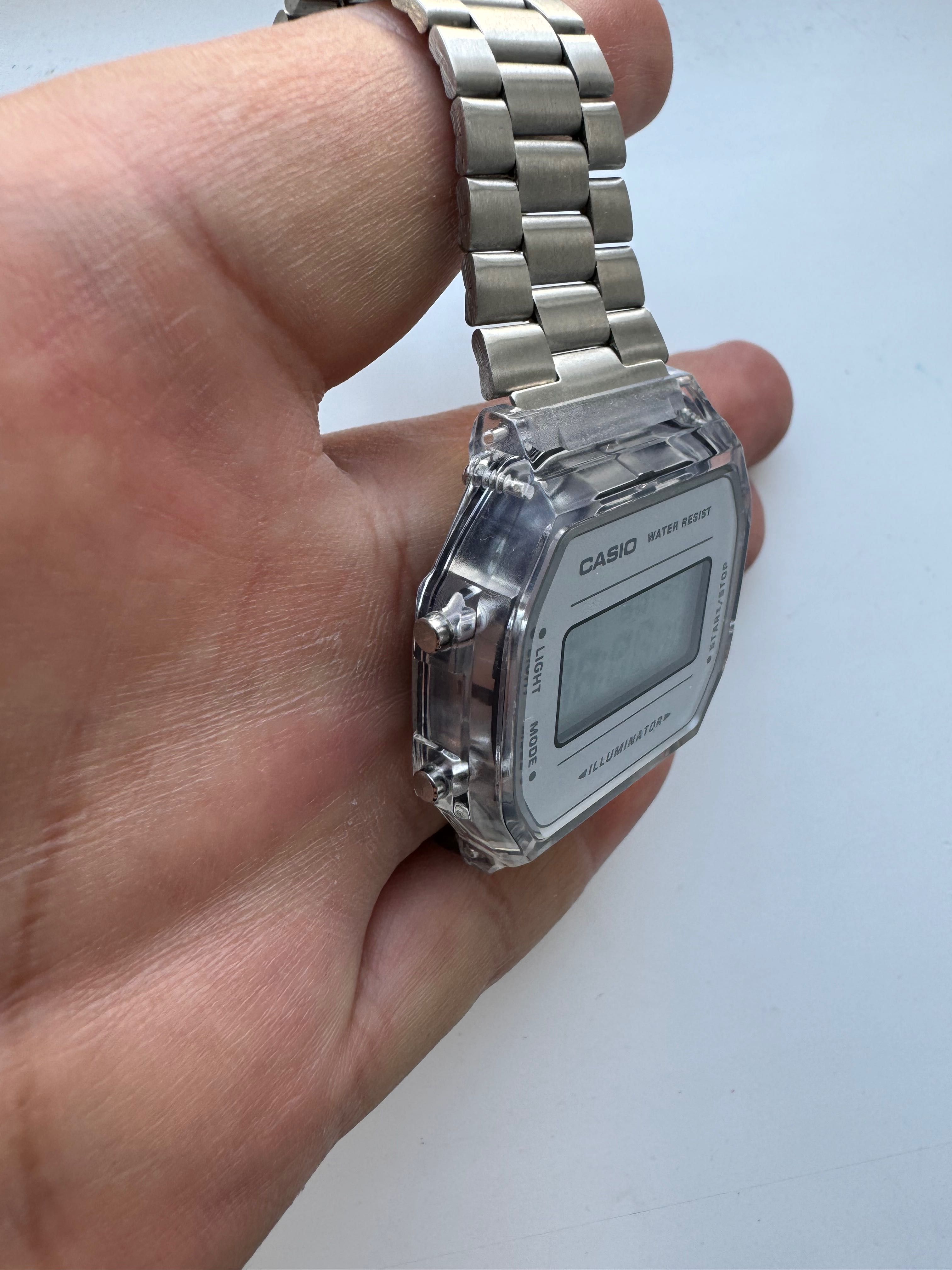 Часы от классической Casio