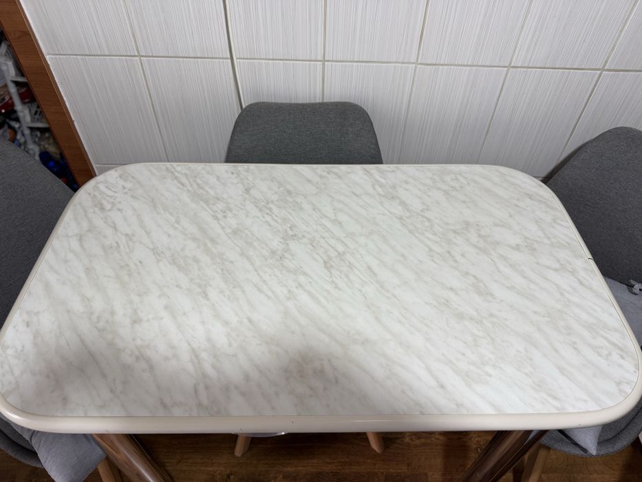 Vand  masa de bucatarie