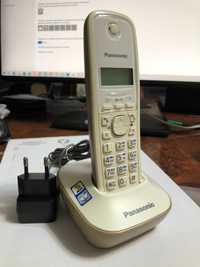 DECT-телефон Panasonic KX-TG1611RUJ Радиотелефон бело бежевый