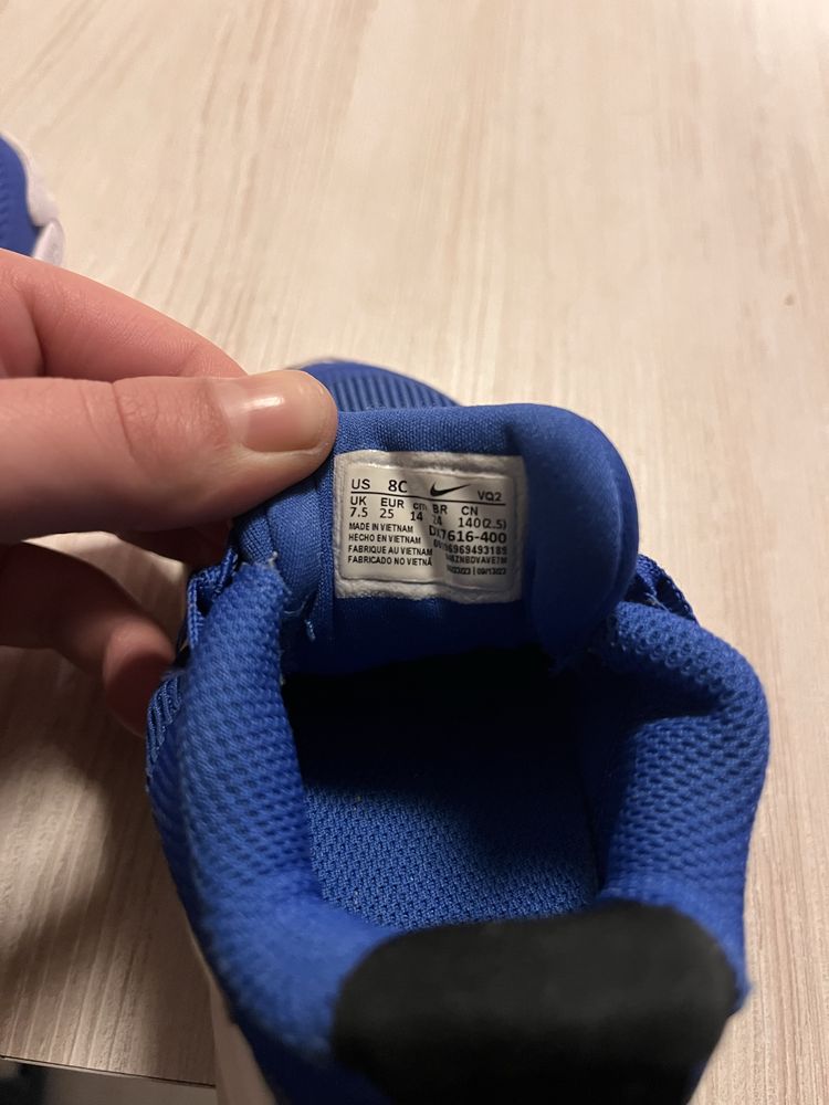 Два чифта Nike runner 4 25 номер
