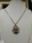 Pandantiv amuleta, dragon. Argint 925 cu lant. Granat si turcoaze