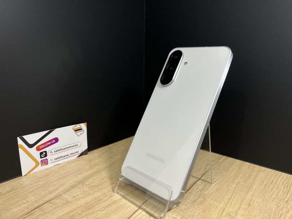 Samsung Galaxy A56 128Gb Awesome LightGray Second-Hand Ca nou 3 ani ga