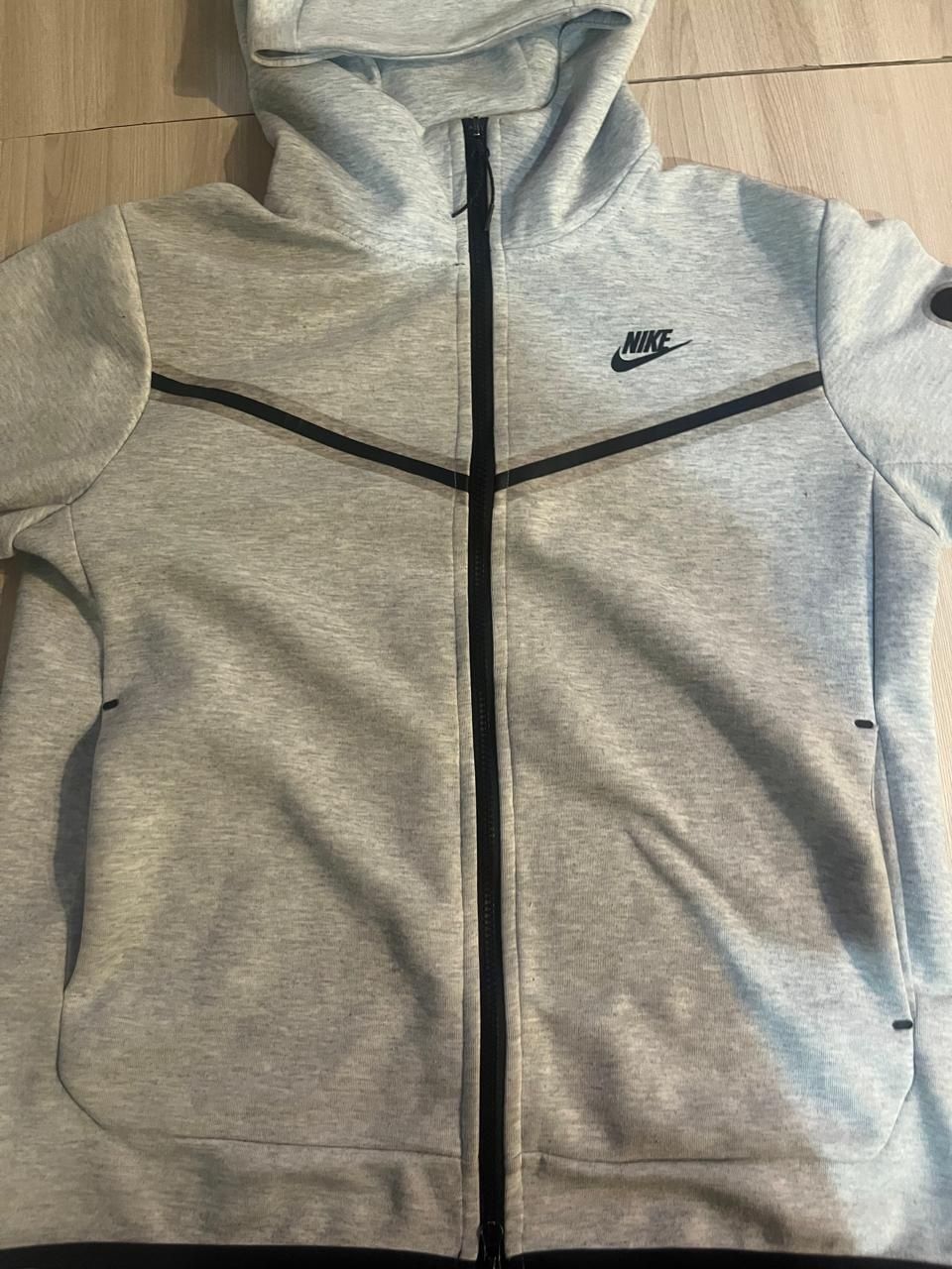 Nike Tech Fleece