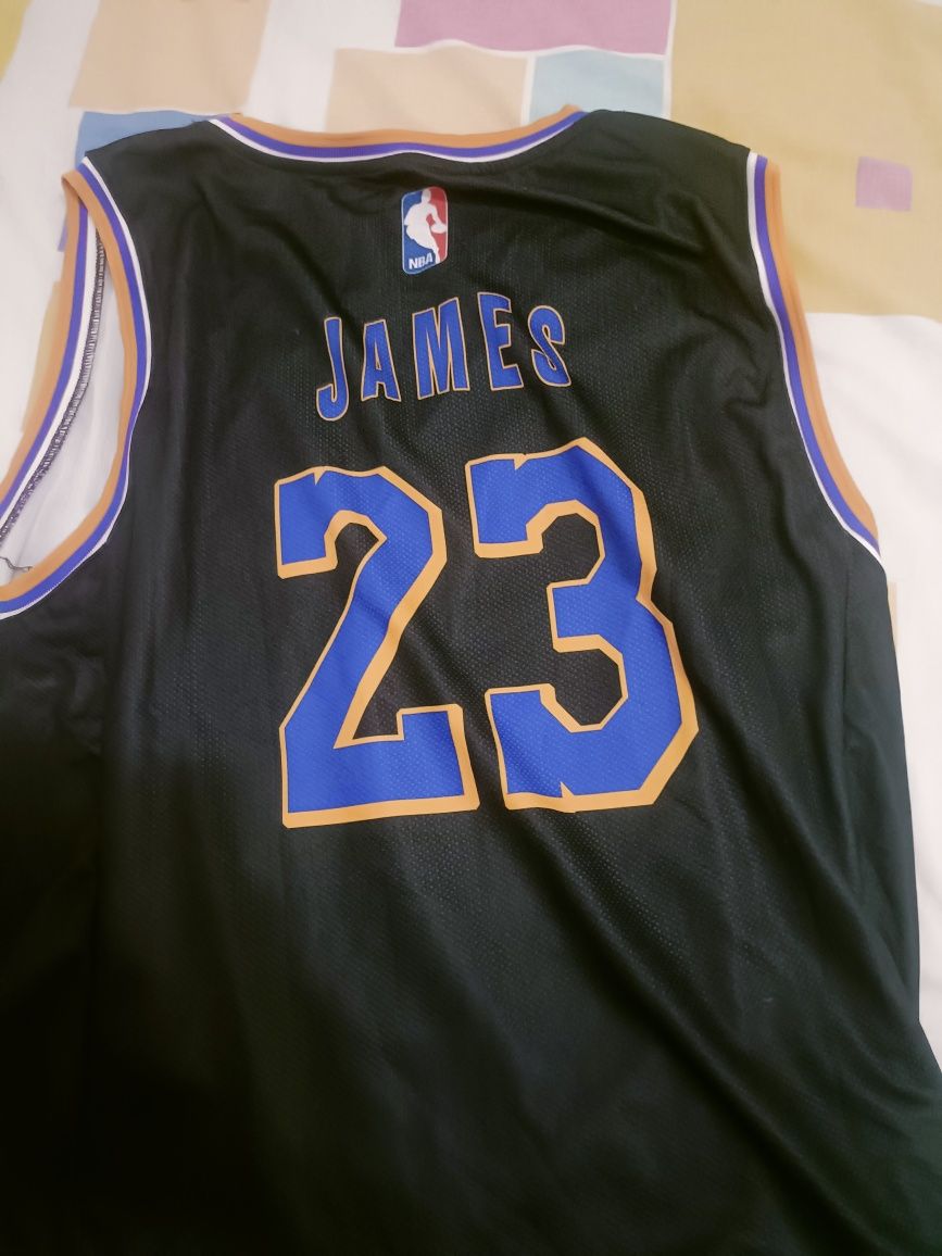 jersey lakers james