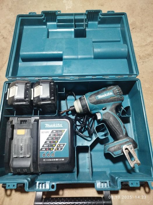 Makita шруповерт