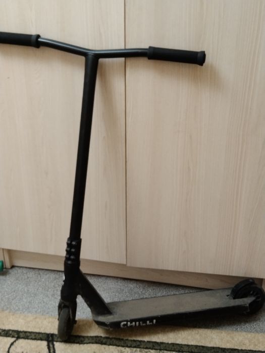 Продам трюковой самокат Чили