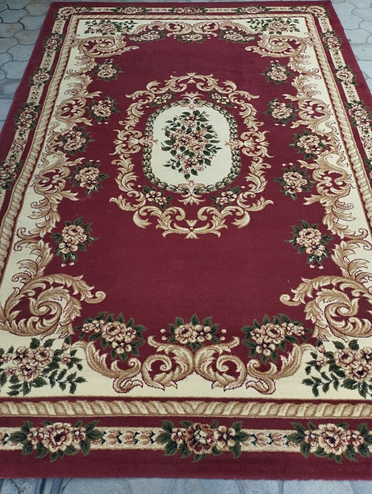 Gilam 2x3 sotiladi