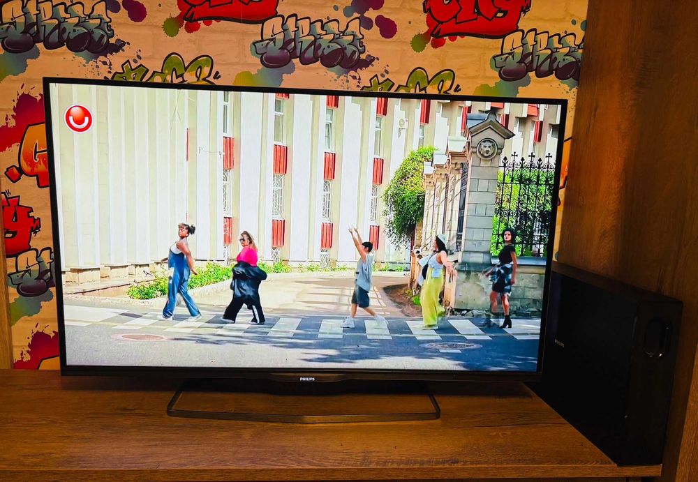 Televizor Philips 107cm Smart 3D Ambilight