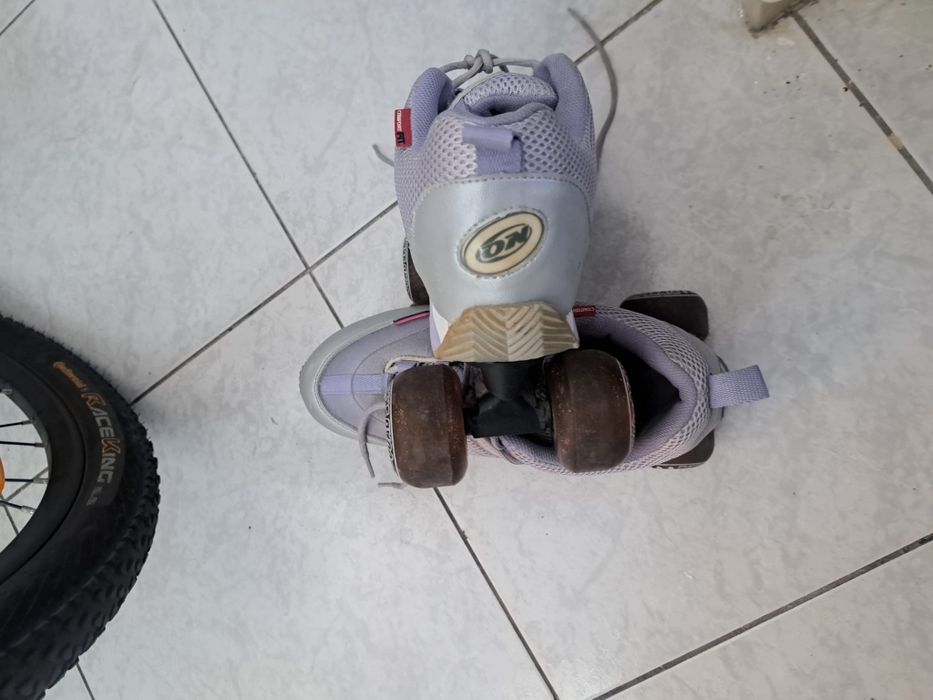 role cu 4 roti nemtesti nr 40