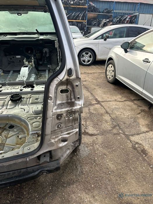 Panou spate VOLKSWAGEN TOURAN 1T3 2010 - 2015 TDI CFHC