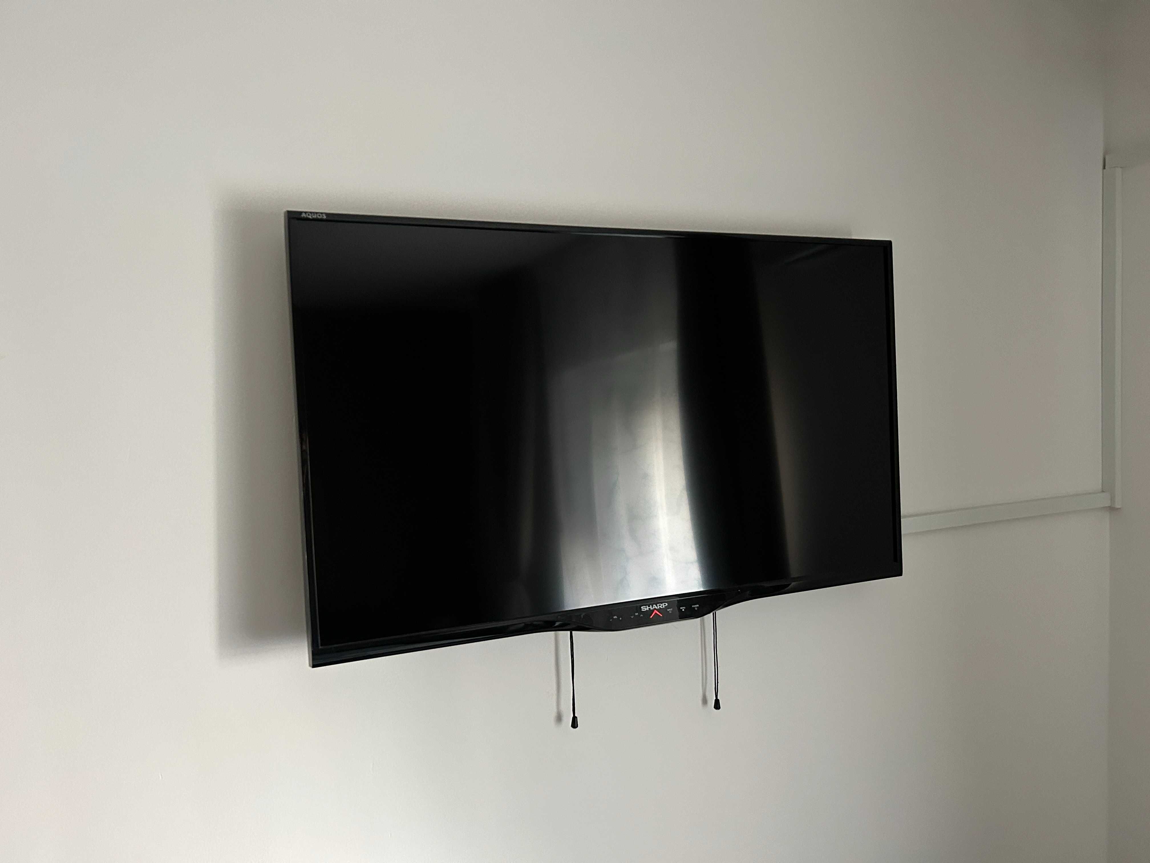 TV Sharp - LCD - Ca nou - 100 cm