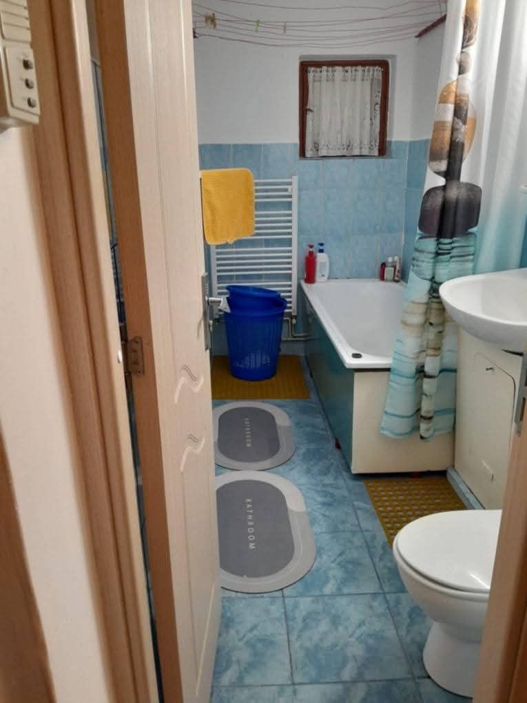 Apartament 2 camere, Noua, strada Prunului