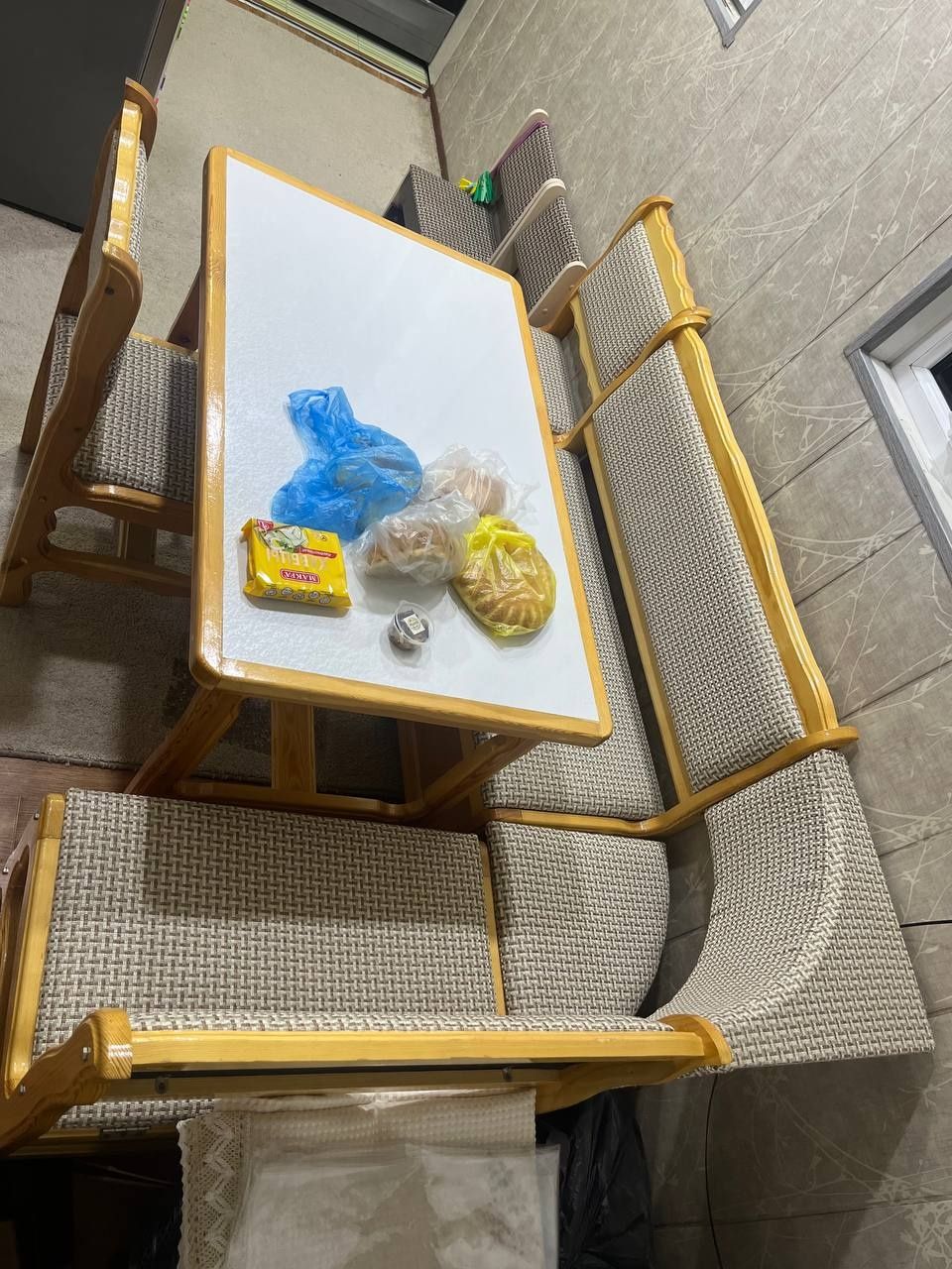 Продаю кухонный уголок