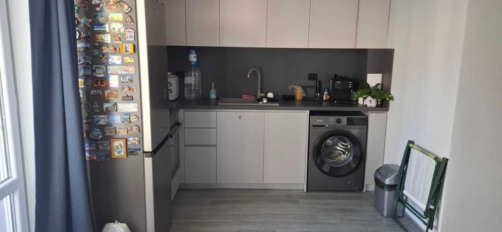 Продава се Едностаен апартамент в Пловдив, Южен - 60 кв.м за 1642 €/кв.м - Снимка #1