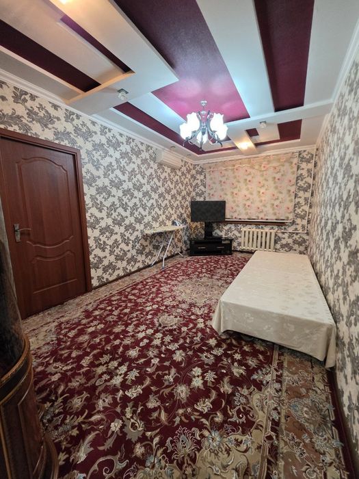 9 mikrayon  11 maktab oldida 4 xona