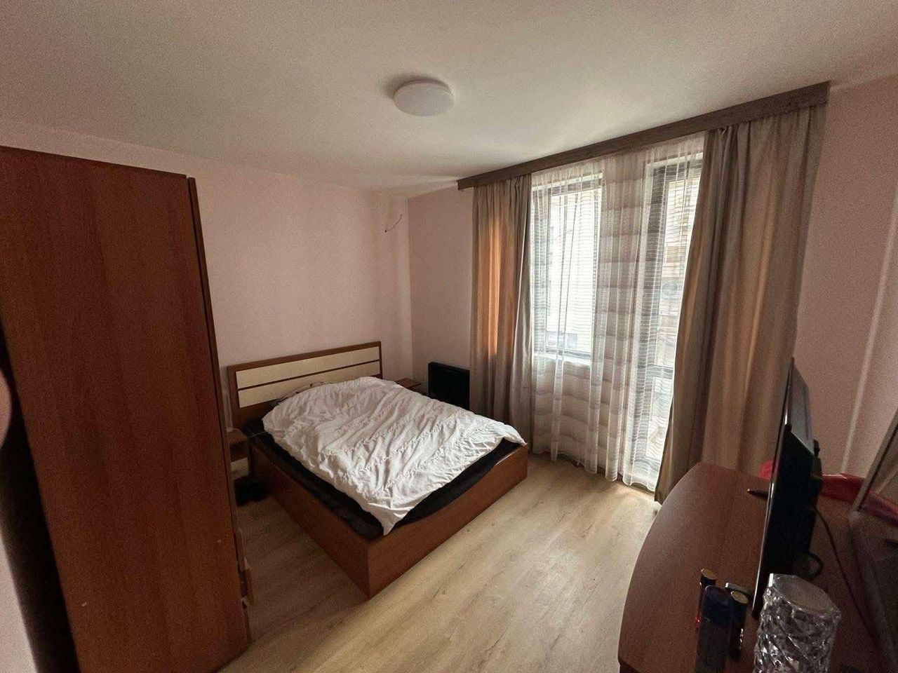 Дава се под наем Тристаен апартамент в София, Малинова долина - 98 кв.м за 900 € - Снимка #7
