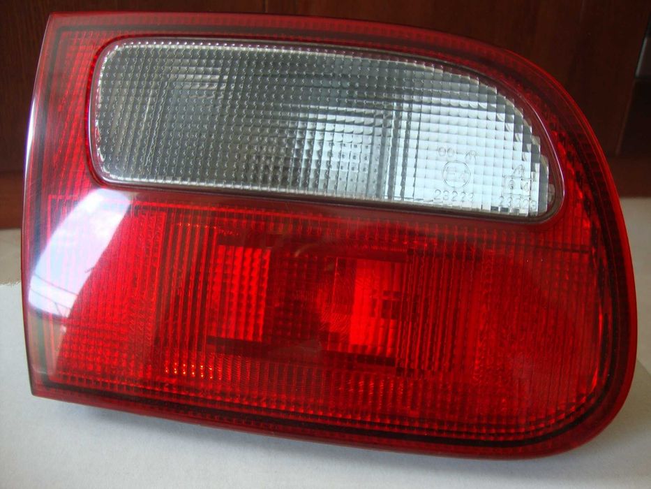 Продавам задни стопове за 1992 - 1995 Honda Civic Hatchback