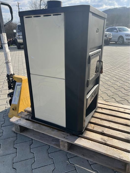 Камина с водна риза Прити 17kw