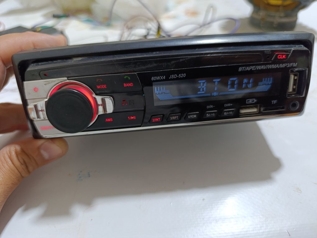 Магнитола. Bt.Usb.Aux.Fm.