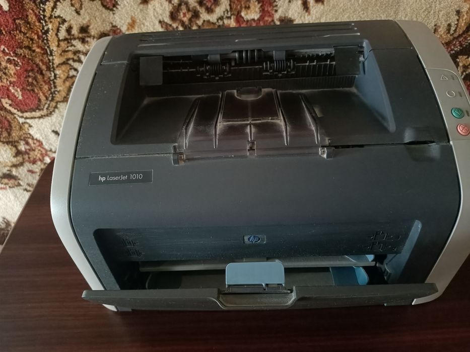 Принтер чёрно-белый HP LaserJet 1010