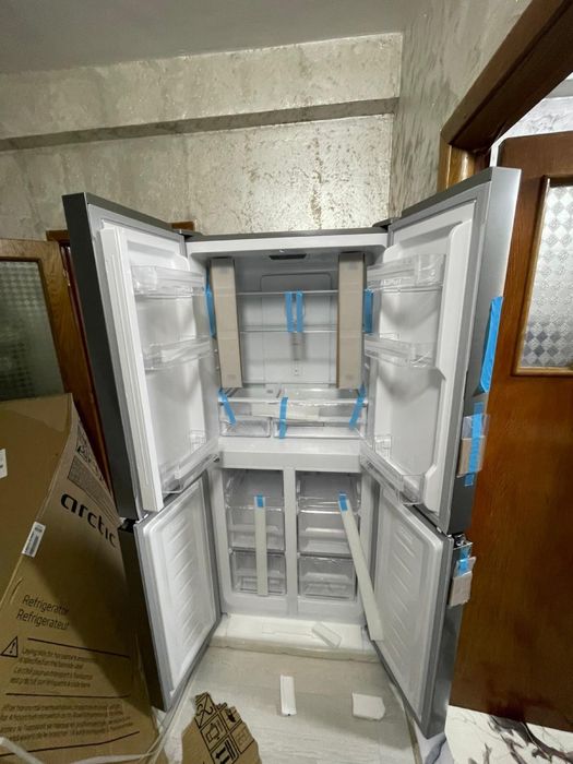 Frigider cu 4 usi Arctic