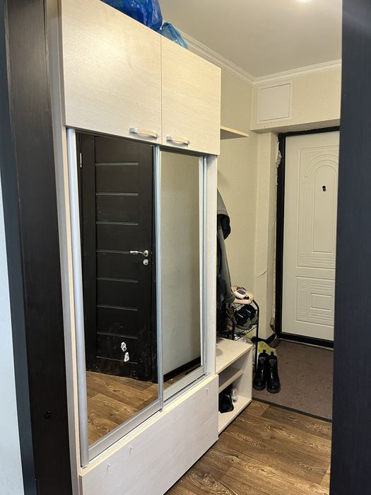 Шкаф для прихожей