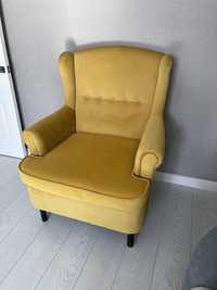 Кресло желтое, новое. Очень удобное и красивое.
