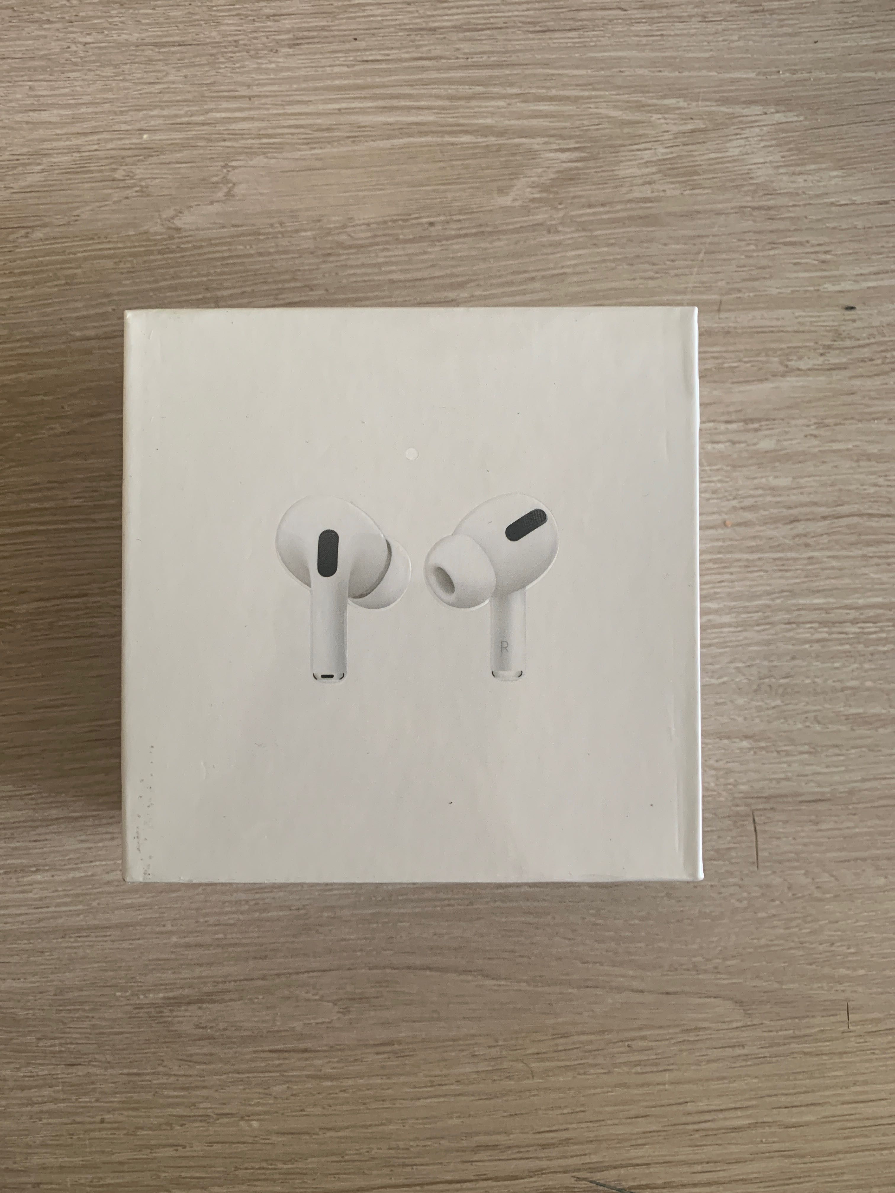 Airpods pro sigilate noi ieftin