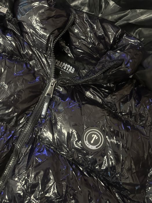 Geaca trapstar de iarna puffer am mai multe marimi.