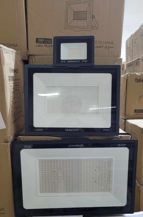 LED прожектор светодиодный уличный