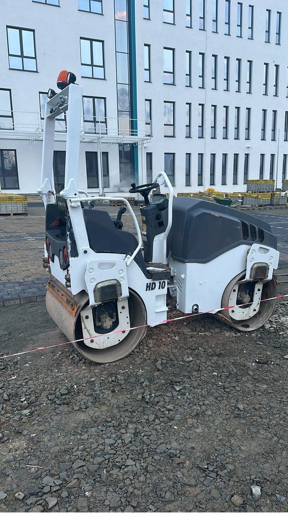 Inchiriem Cilindru compact,Bobcat,Miniexcavator,Incarcator telescopic