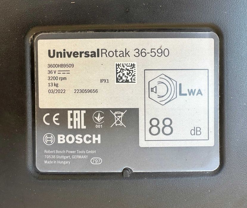 BOSCH Universal Rotak 36-590 - Безчеткова акумулаторна косачка 36V