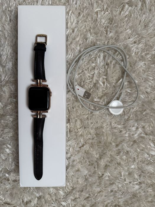 Продам Apple watch 6 40см