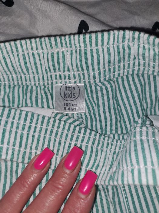 Pantaloni scurți noi pt copii băieți