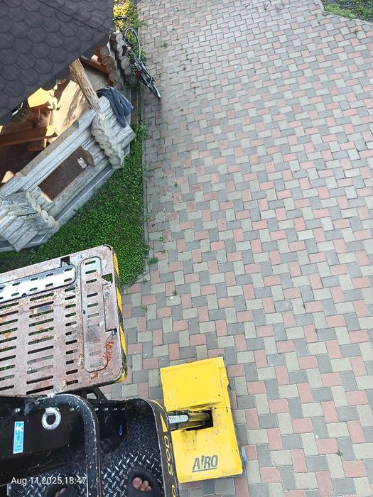 Vând nacela ultra ușoară , înălțime de lucru 5.3m